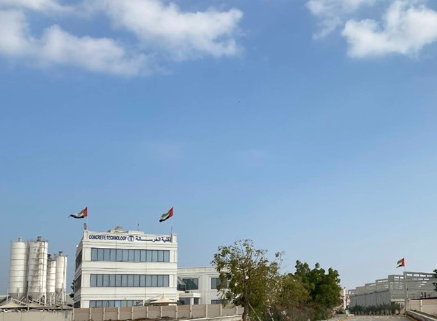 Factory BAY 5 - Concrete Technology headquarters and silos
