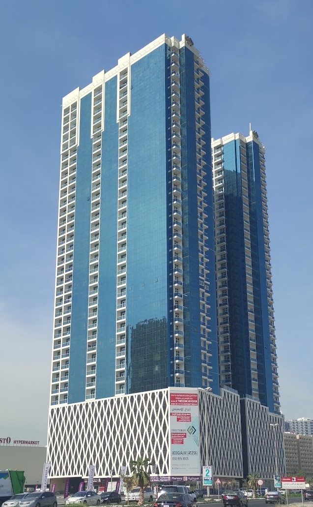 Oasis Towers - Image 1